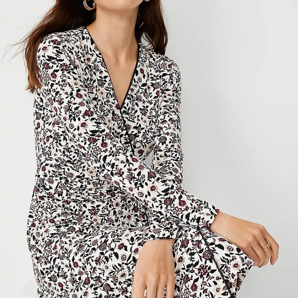 NWT Ann Taylor Floral Wrap Dress Size S